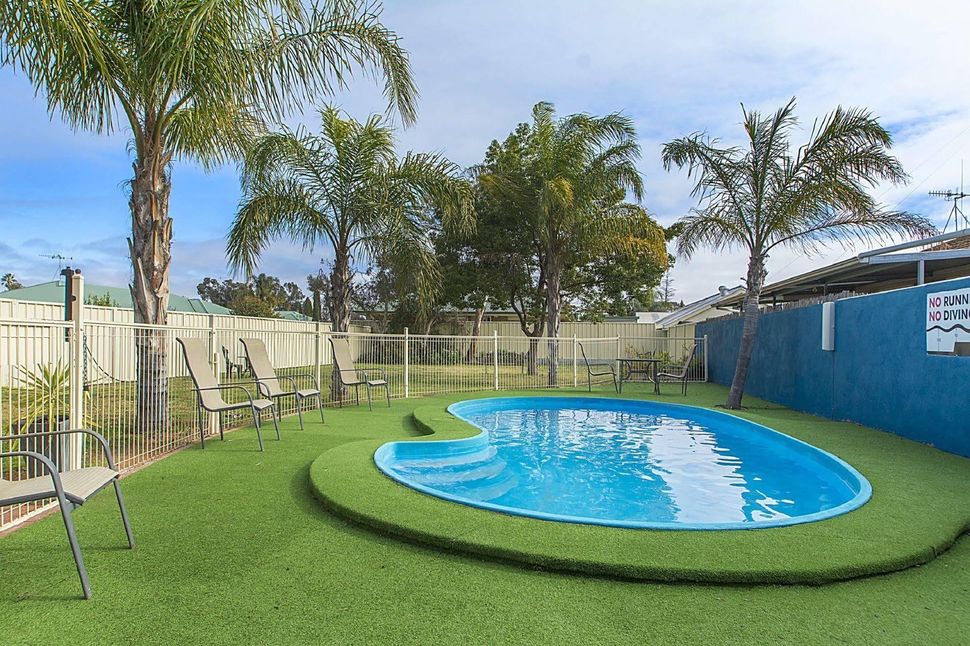 Citrus Valley Motel Renmark Buitenkant foto